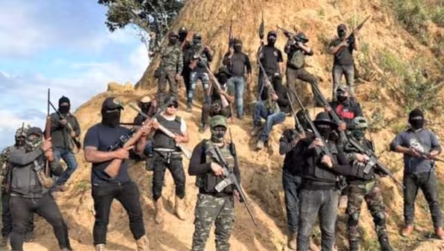 Al menos un centenar de maestros fueron rescatados en la cabecera municipal de Pantelhó, Chiapas, tras quedar atrapados en diversos enfrentamientos violentos