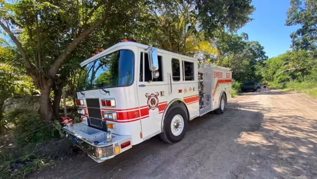 El reporte del cuerpo flotando se dio desde ayer sábado, pero fue hasta hoy cuando se dio con el cadáver