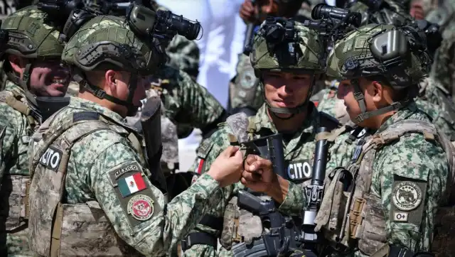 La Secretaría de la Defensa  agradece a los llamados “héroes mexicanos”, en reconocimiento a su compromiso con la nación