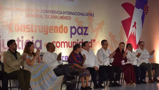 Inauguran la Conferencia Internacional de Paz en Yucatán.