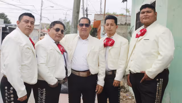 Agregaron que tuvieron unos seis servicios entre la noche y la madrugada