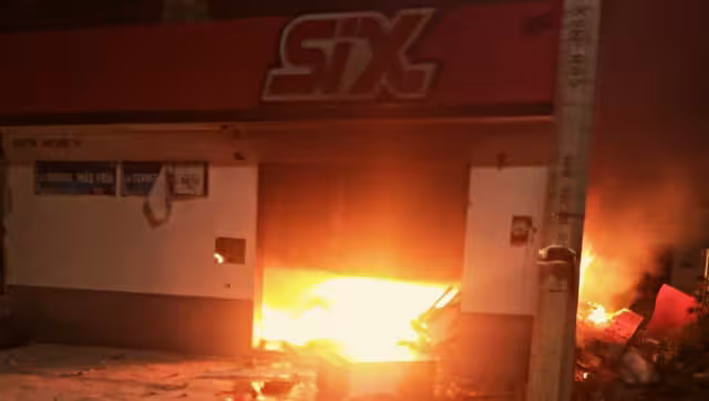 El incendio consumió los productos del Six de Valladolid