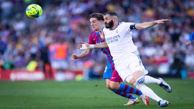  FC Barcelona recibió al Real Madrid este domingo, en el Estadio Camp Nou, partido correspondiente a la Jornada 10 de la temporada 2021-22 de La Liga de España, donde el Real Madrid resultó ser goleador