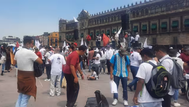 Miles de mexicanos recuerdan masacre del 2 de octubre; se oponen a la contra militarización