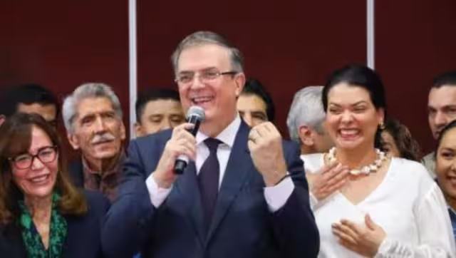 Marcelo Ebrard compartió el documento que le envió la Comisión de Honestidad y Justicia de Morena, por la queja que presentó sobre presuntas irregularidades en el proceso interno.