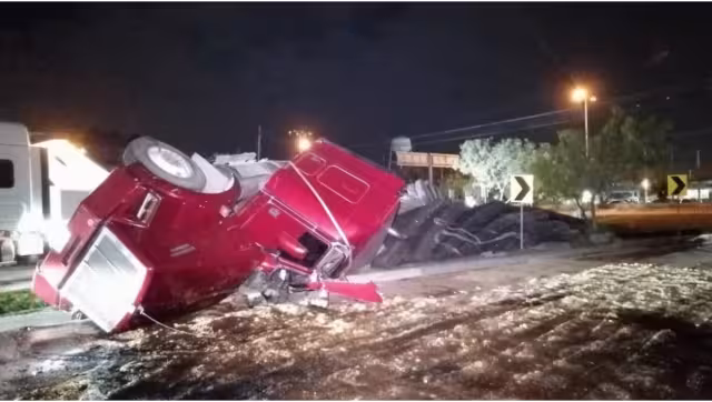 El primero se suscitó a 500 metros de la carretera Umán-Mérida