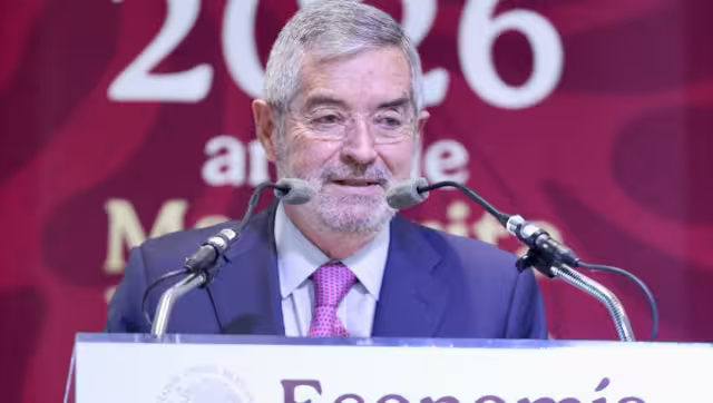 Mil 200 mexicanos han salido de Medio Oriente; asegura Juan Ramón de la Fuente.