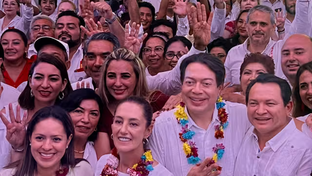 Joaquín Díaz Mena participó activamente en la reunión de “La Esperanza Nos Une”, que la Dra. Sheinbaum encabezó