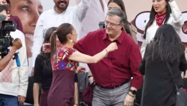 Marcelo Ebrard continuará fijo en Morena, de la mano de Claudia Sheinbaum