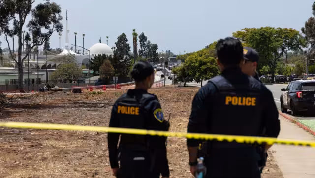 Mueren tres por tiroteo en centro islámico en San Diego.
