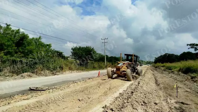 Automovilistas alertan grave riesgo en la carretera Candelaria–Pejelagarto.