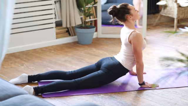 La lumbalgia es el dolor que se presenta en la parte baja de la espalda. De acuerdo con Medline Plus, la mayoría de las personas sufre dolor de espalda aunque sea una vez en su vida