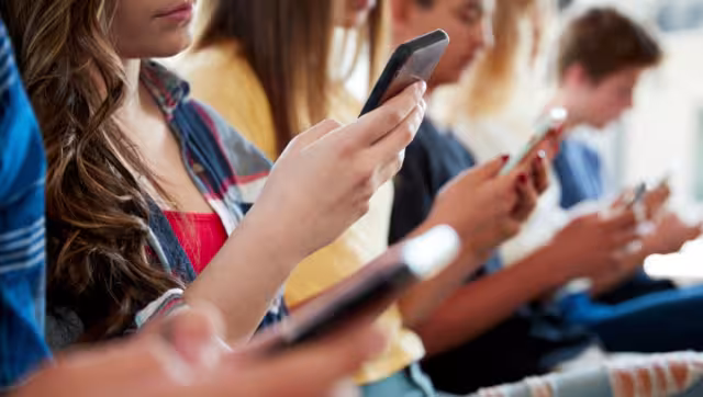 La decisión responde a preocupaciones sobre el impacto del uso excesivo de pantallas en la salud