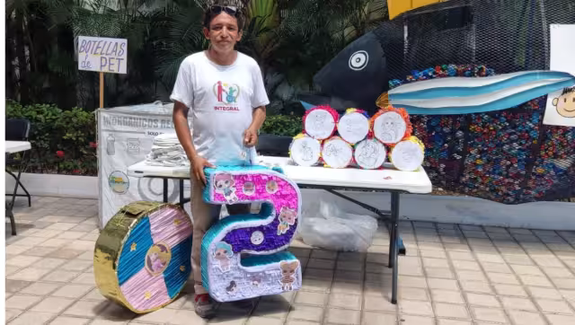 Padres de familia, estudiantes y maestros trabajan en la elaboración