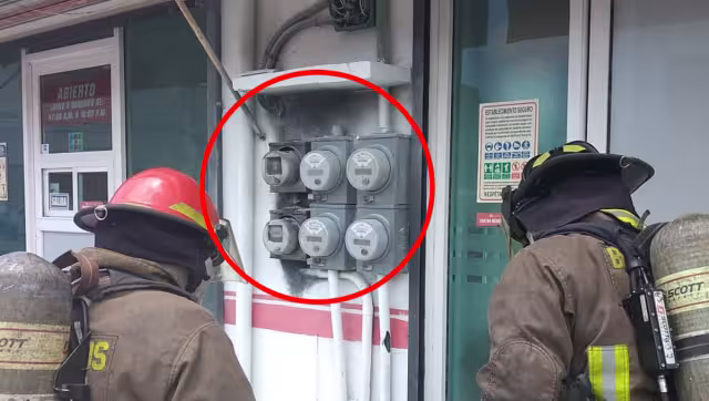 El conato de incendio fue en los medidores de luz de la clínica de especialidades