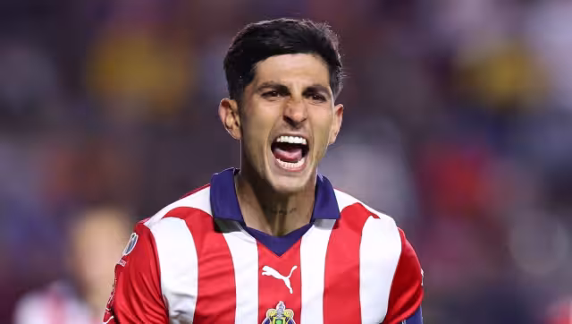 Pocho Guzmán fue la figura de Chivas en la Jornada 5 de la Liga MX