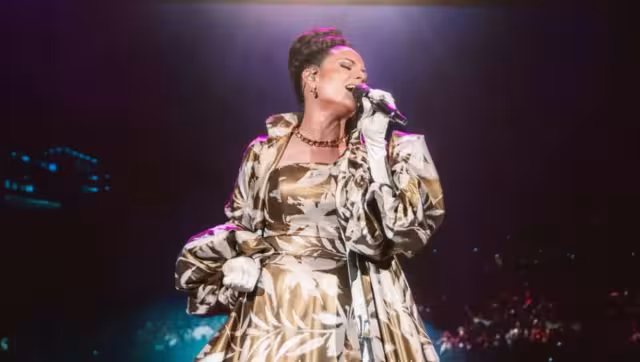 Solicitan castigo para Natalia Jiménez por viajar en una ambulancia para ir al cumpleaños de Carlos Rivera