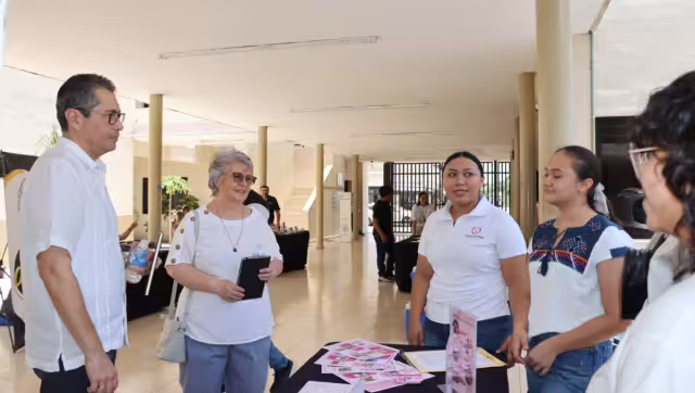 El rector de la UADY, Carlos Alberto Estrada Pinto, comentó que este presupuesto les permitirá hacer inversiones en la infraestructura y diversos ajustes