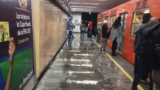 Metro CDMX restablece el servicio de la Línea 2 de Taxqueña a Cuatro Caminos.