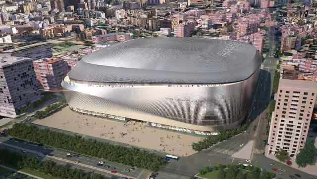 El nuevo estadio del Santiago Bernabeu estará listo para el final del 2023 
