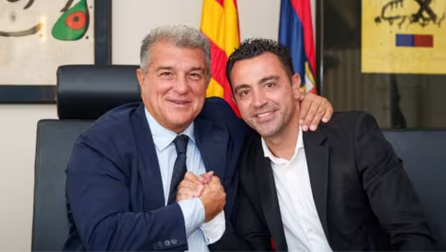 Xavi Hernández renovó contrato como técnico del Barcelona, hasta 2025