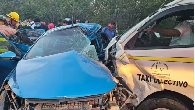 Uno de los visitantes cuya nacionalidad no se ha dado a conocer, perdió la vida, otros se encuentra heridos, así como pasajeros de la Van.