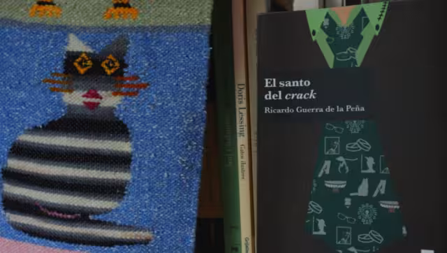 Lo que nos revela el libro no lo percibimos con la mirada, sino con los sentidos.