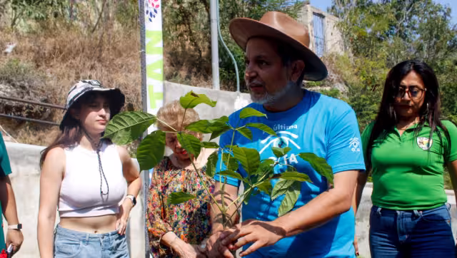 Se llevaron a cabo diversas actividades que fomentaban el cuidado del agua, la reforestación y el cuidado de los animales