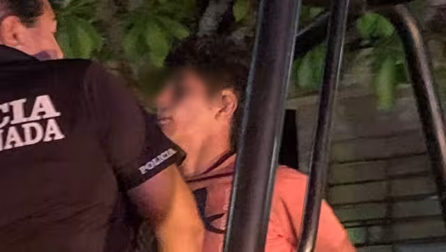 Vecinos de la colonia Santa Isabel sorprenden a sujeto y lo amarran a la base de un señalamiento