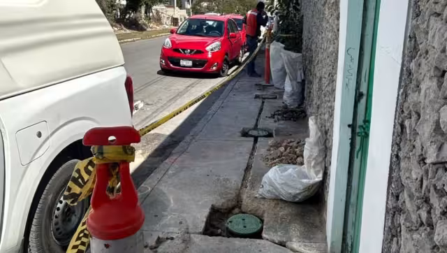 Ayer todavía se notaba que los “registros” estaban sembrados en medio de cemento fresco