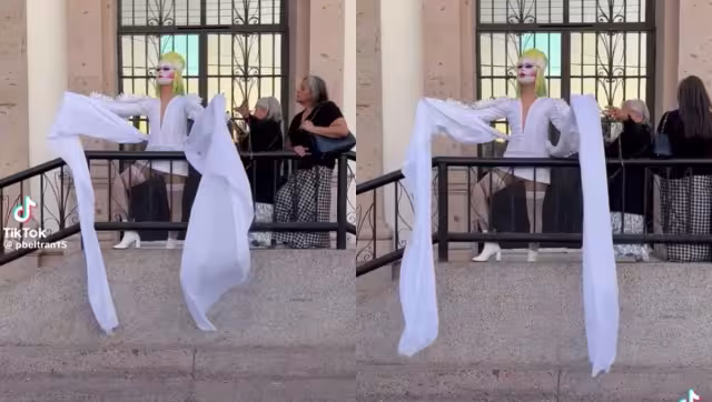 Dos mujeres comenzaron a rezar alrededor de la drag