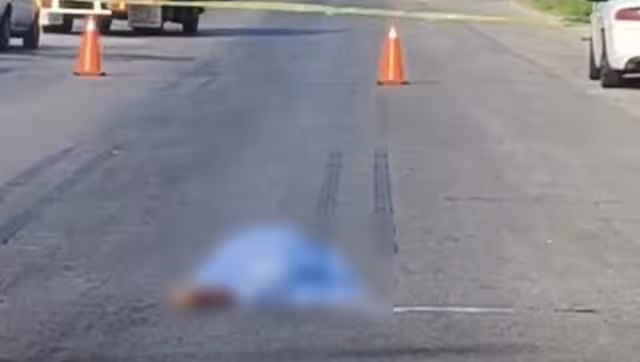 El hombre perdió la vida tras el fuerte impacto del auto