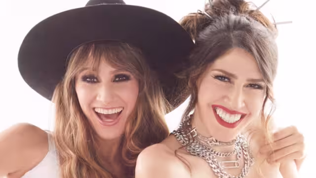 El dúo se creó en el año 2002, en Lake Charles, Luisiana; y no en México como muchos creen