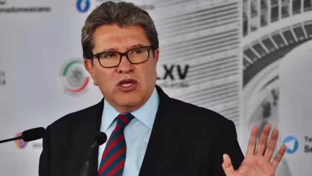 El Senador Ricardo Monreal indicó que si no se elige una Ministra para la SCJN en la segunda lista, el Presidente puede designarla de manera directa.