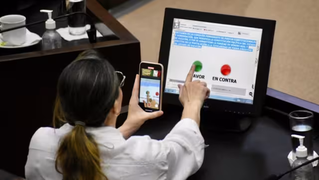 es un dictamen histórico, que abre canales institucionales para que las mujeres podamos formen parte de la vida pública