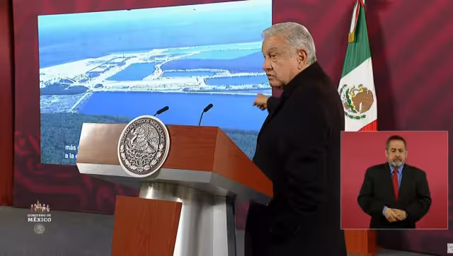 AMLO reiteró el problema de calica en Playa del Carmen