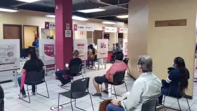 Dos de los seis módulos del INE que operan en Acapulco, funcionan de una manera móvil