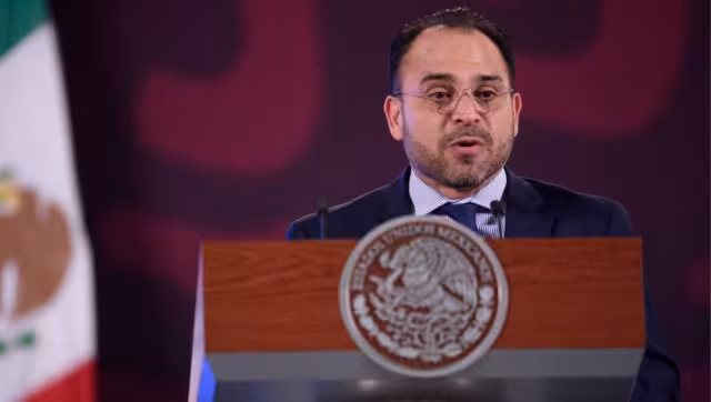 David Aguilar Romero titular de Profeco, destacó el papel crucial que la CRE ha jugado en asegurar la estabilidad de precios del gas L. P.