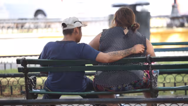 Los hombres son los que suelen contagiar a sus esposas de esta letal enfermedad