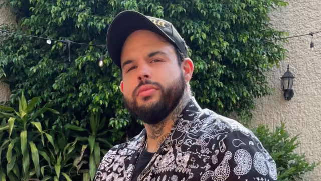 Emiliano Aguilar explota contra la prensa por preguntar sobre la polémica que vive Ángela Aguilar