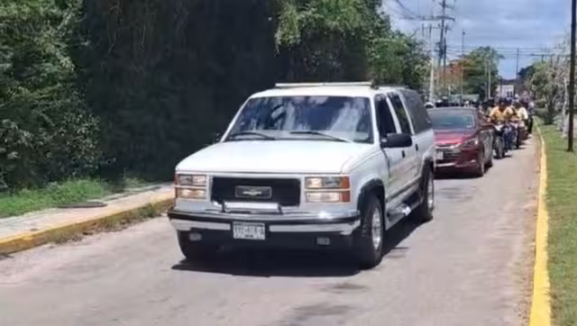 Familiares, amigos y conocidos despiden con tristeza a joven que perdió la vida en un accidente vial