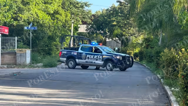 Personal de la policía ministerial se hizo cargo de las averiguaciones y posteriormente trasladaron el cuerpo a la morgue