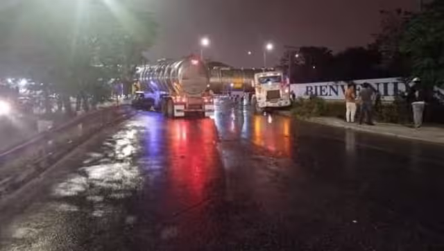 Acudieron bomberos de la SSP, en previsión de alguna fuga que pudiera ocasionar alguna explosión