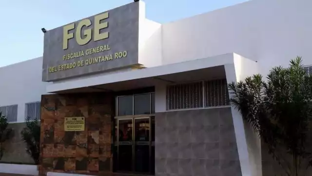 Detienen a pareja por violar sellos de seguridad de predio asegurado y presunto narcomenudeo