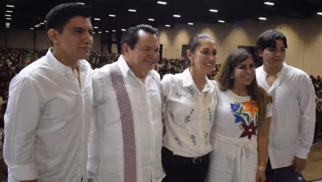 Joaquín Díaz Mena arrancó su precampaña en compañía de Claudia Sheinbaum