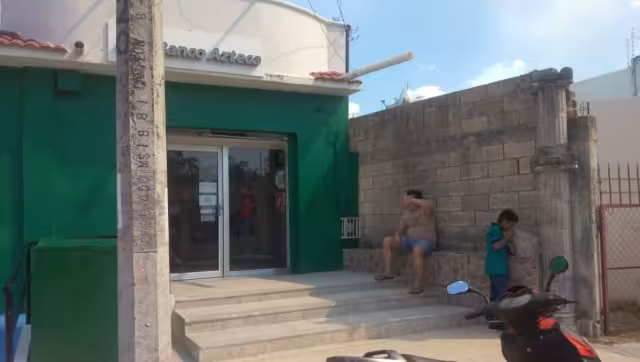 Las familias acuden a prestamos para poder pagar gastos en escuelas y alimento