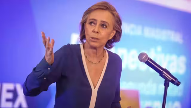 Octavio Romero Oropeza, director de Pemex, acusó a María Amparo Casar, presidenta de Mexicanos contra la Corrupción y la Impunidad, de participar en un caso de corrupción en contra de la empresa