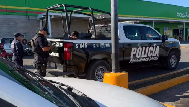 Hombre fue detenido tras ser encontrado robando en supermercado en Chetumal