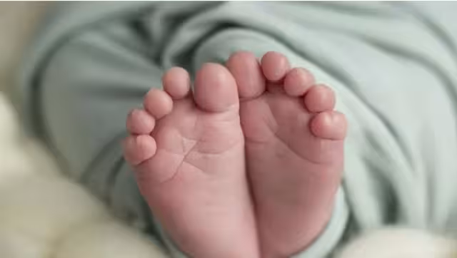 el bebé y su madre estuvieron retenidos por más de tres semanas en el centro de detención de Dilley, Texas