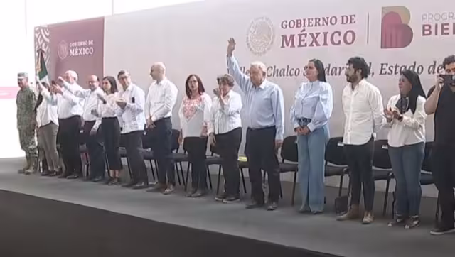 El presidente de México se encuentra de gira por Valle de Chalco
